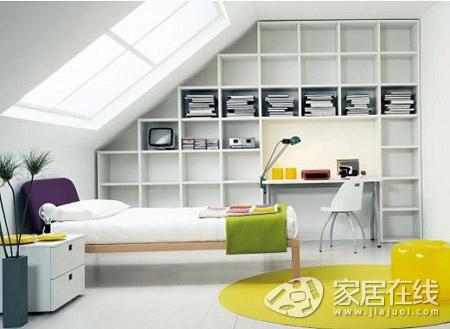 法式<a href="https://zixun.jia.com/tag/2609/" style="text-decoration:underline;" target="_blank">风格装修</a> 小公寓的大变脸