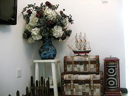 创意的婚房 Loft风格展现四色美景