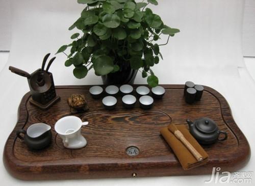 鸡翅木茶具保养方法